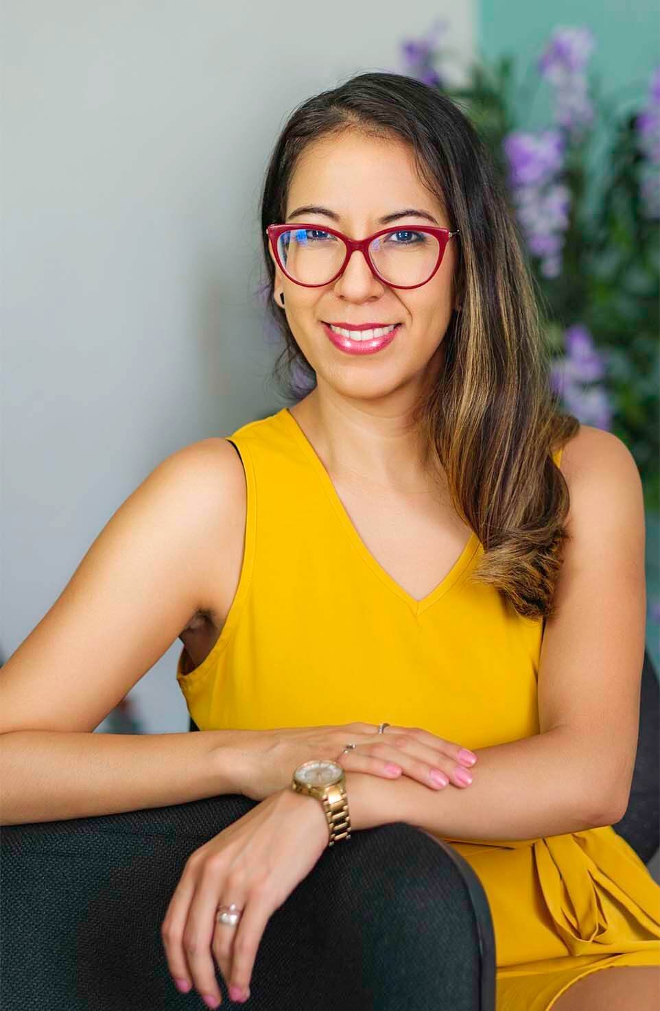 Retrato de la Psicóloga Paloma Quevedo en la consulta.